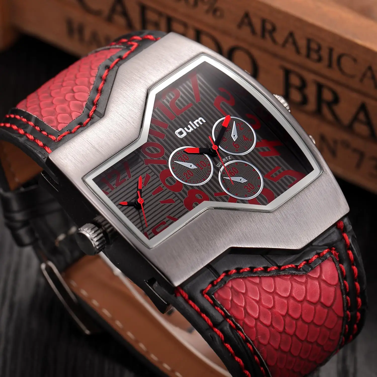 Alternative view of Oulm HP1220 Male Watch Personalized Strap Big Dial Watches Men Outdoor Sports Watch Luxury Male Quartz Wristwatch reloj hombre