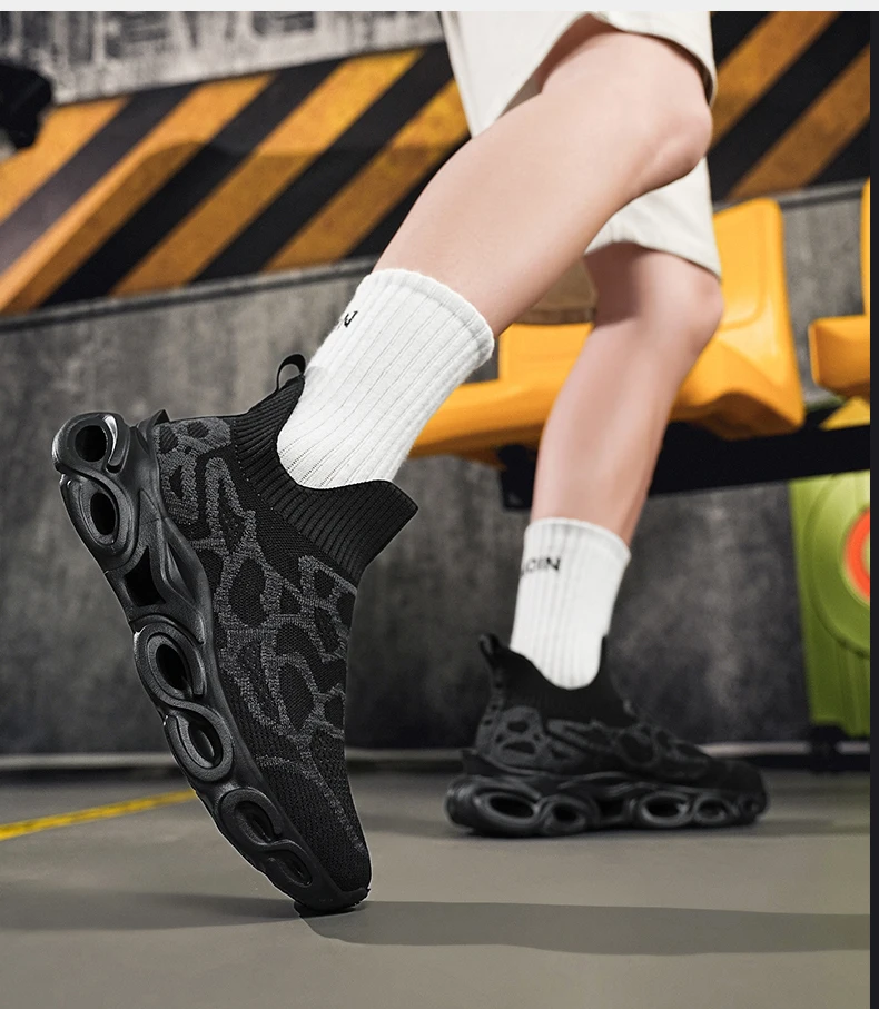 Men shoes Sneakers Male tenis Luxury shoes Mens casual Shoes Trainer Race Breathable Shoes fashion loafers running Shoes for men