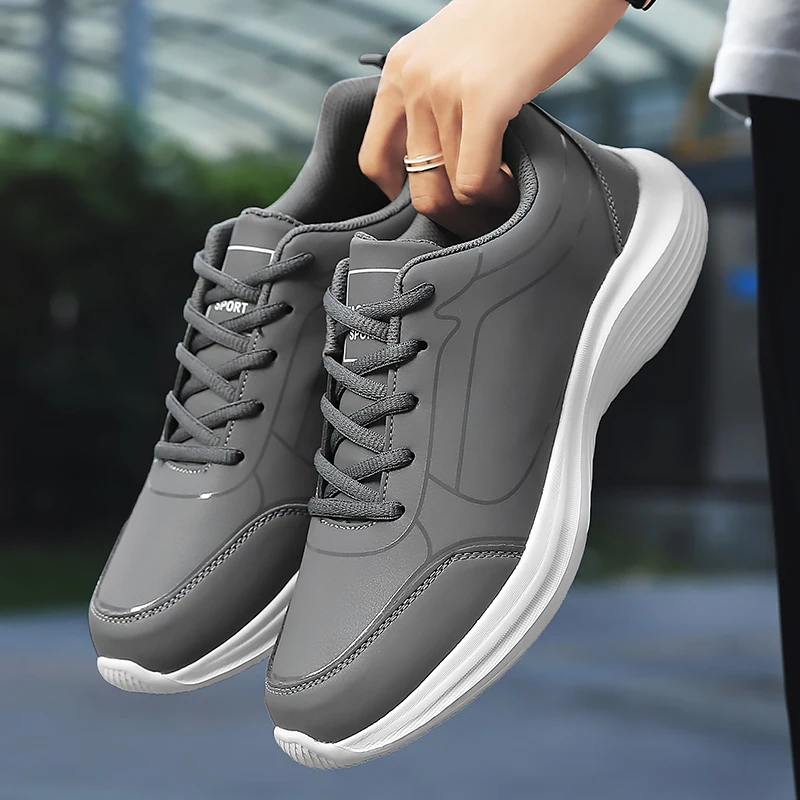 Sneakers Men Casual Shoes Comfotable Lightweight 2024 New Men High Quality Running Shoes Outdoor Waterproof Leather Sport Shoes