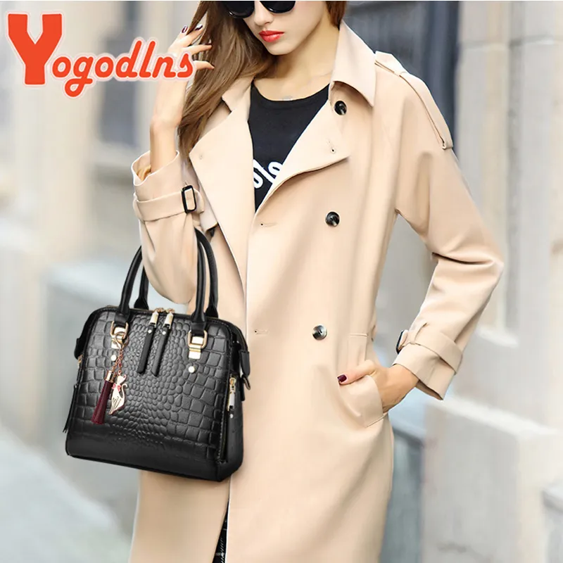 Alternative view of Women Luxury Crocodile Pattern Handbag