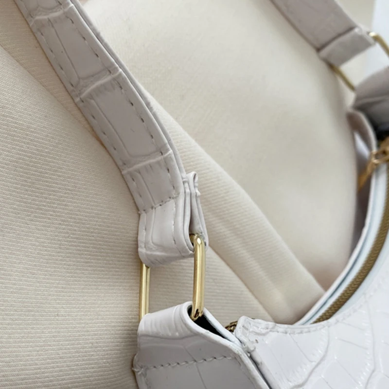 Yogodlns Trendy Quilted Flap Bag For Women Brands Thick Chains Shoulder Bags Quilted Texture Small Square Bags Underarm Bag sac