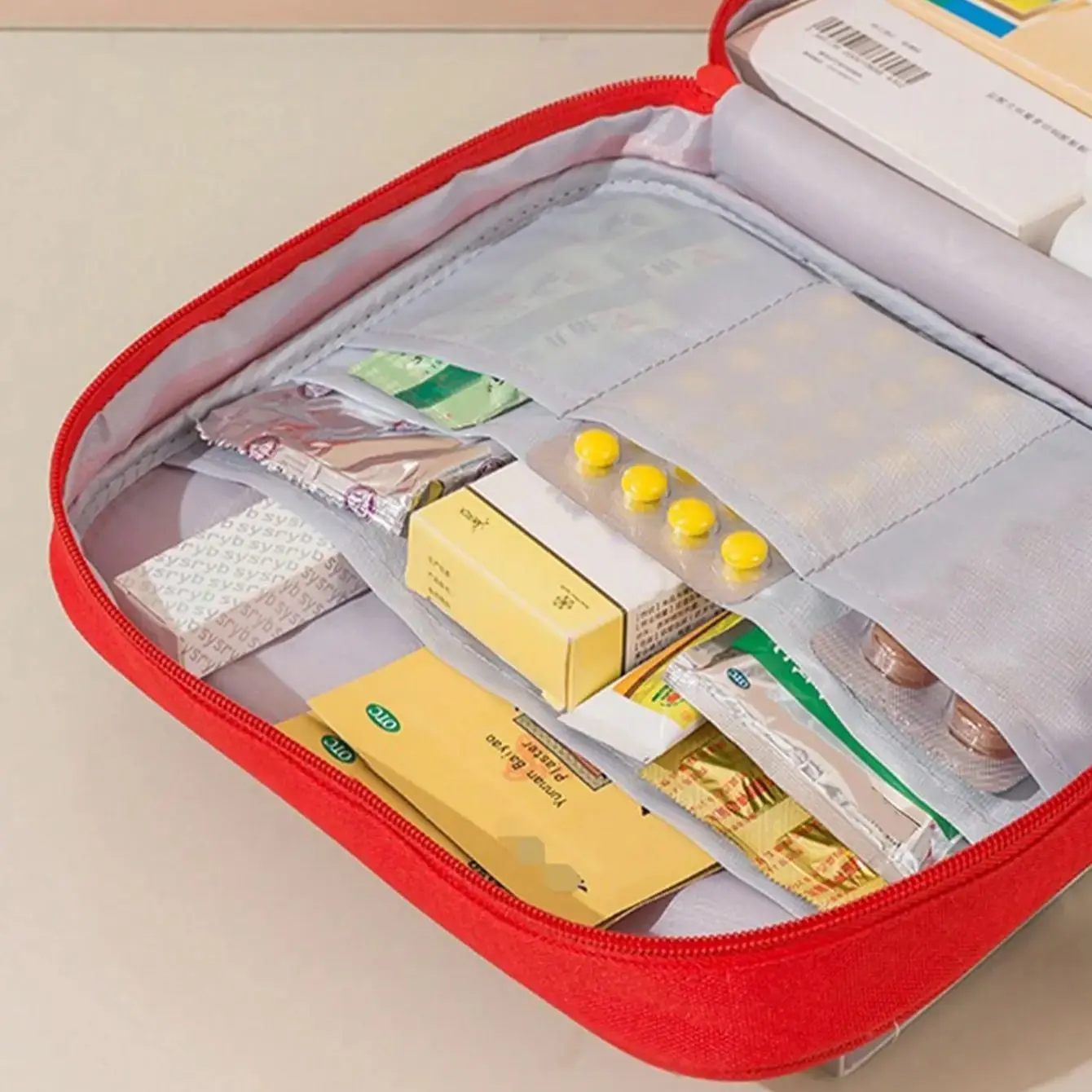 Alternative view of Large Capacity First Aid Bag