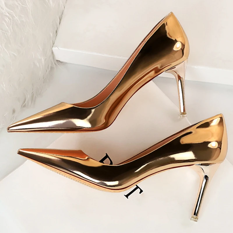 Women Metallic Leather Pumps 7.5cm 10.5cm High Heels Lady Stiletto Low Heels Wedding Bridal Silver Gold Sparkly Quality Shoes Women Metallic Leather Pumps 7.5cm 10.5cm High Heels Lady Stiletto Low Heels Wedding Bridal Silver Gold Sparkly Quality Shoes