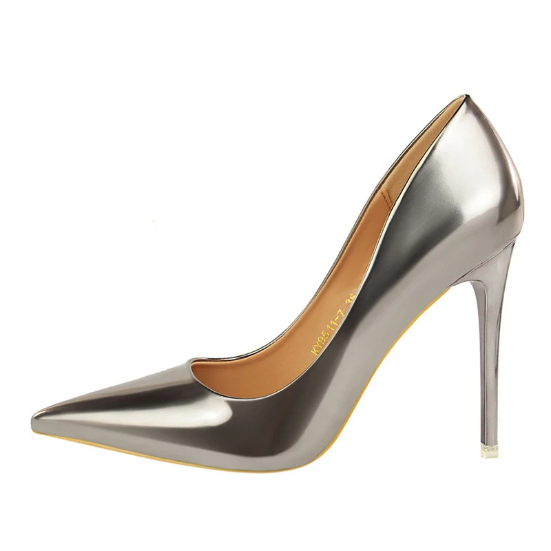 Women Metallic Leather Pumps 7.5cm 10.5cm High Heels Lady Stiletto Low Heels Wedding Bridal Silver Gold Sparkly Quality Shoes Women Metallic Leather Pumps 7.5cm 10.5cm High Heels Lady Stiletto Low Heels Wedding Bridal Silver Gold Sparkly Quality Shoes