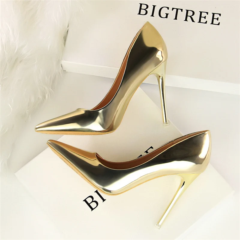 Women Metallic Leather Pumps 7.5cm 10.5cm High Heels Lady Stiletto Low Heels Wedding Bridal Silver Gold Sparkly Quality Shoes Women Metallic Leather Pumps 7.5cm 10.5cm High Heels Lady Stiletto Low Heels Wedding Bridal Silver Gold Sparkly Quality Shoes