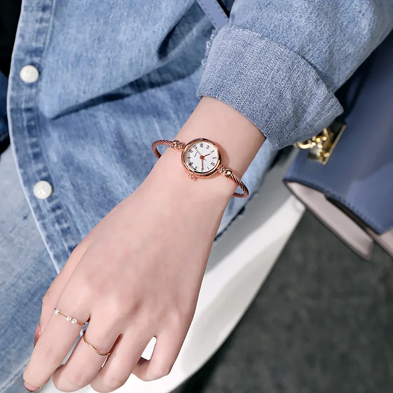 YIKAZE Women Watches Small Gold Bangle Bracelet Watch Stainless Steel Retro Ladies Quartz Wristwatch Clock Fashion Dress Watch