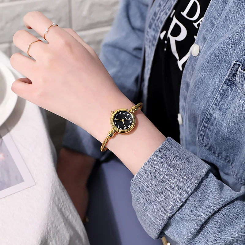 YIKAZE Women Watches Small Gold Bangle Bracelet Watch Stainless Steel Retro Ladies Quartz Wristwatch Clock Fashion Dress Watch