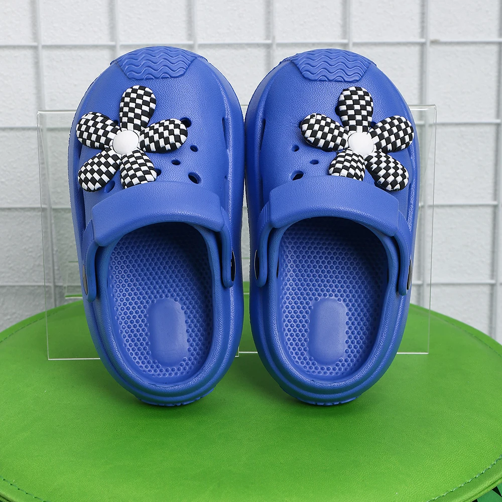 Children Garden Slippers Baby Cute Flower Sandals Summer Boys Girls Hole Light Weight Sandals Fashion Non-Slip Beach Kids Shoes