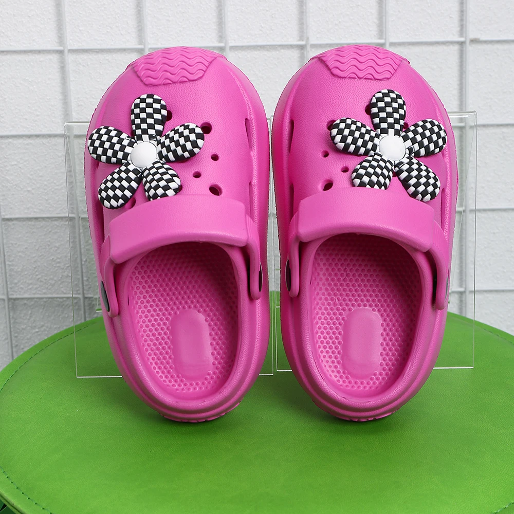 Children Garden Slippers Baby Cute Flower Sandals Summer Boys Girls Hole Light Weight Sandals Fashion Non-Slip Beach Kids Shoes