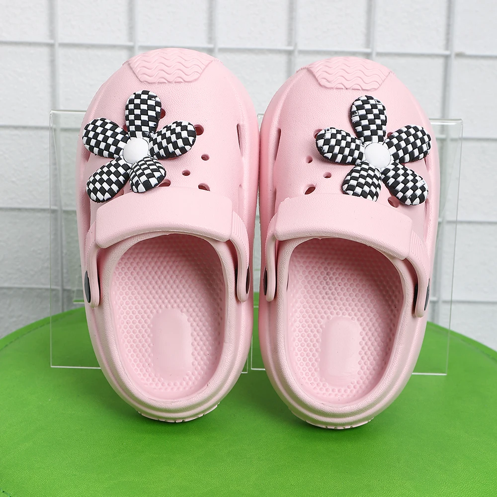 Children Garden Slippers Baby Cute Flower Sandals Summer Boys Girls Hole Light Weight Sandals Fashion Non-Slip Beach Kids Shoes