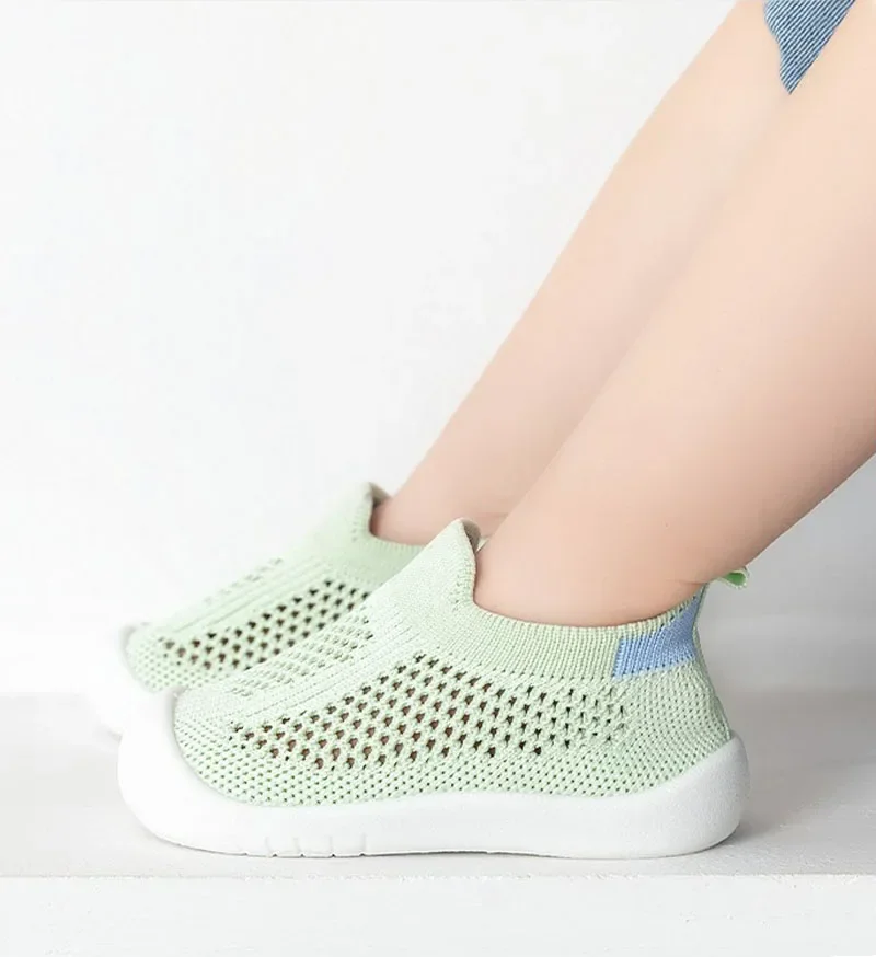Spring Popular New Baby Shoes Mesh Knit Breathable Kid Girls Boys 0-3T Summer Slip-On Casual Sneakers Toddler Non-Skid Prewalker