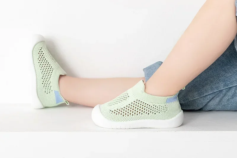 Spring Popular New Baby Shoes Mesh Knit Breathable Kid Girls Boys 0-3T Summer Slip-On Casual Sneakers Toddler Non-Skid Prewalker