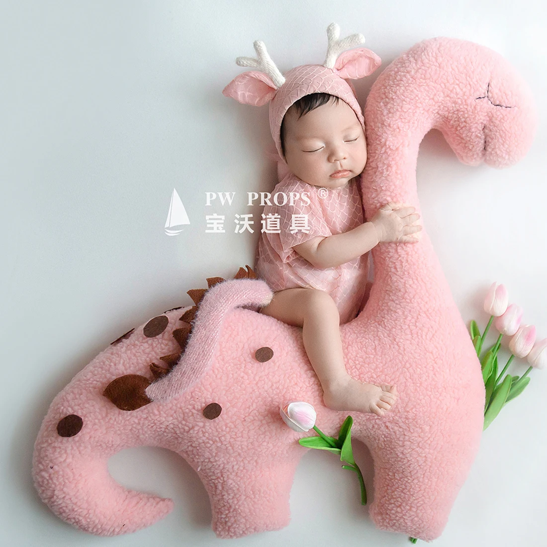 China Styer Dragon Romper Set Newborn Photography Props Dinosaur Bonnet Diaper Outfit China Styer Dragon Romper Set Newborn Photography Props Dinosaur Bonnet Diaper Outfit