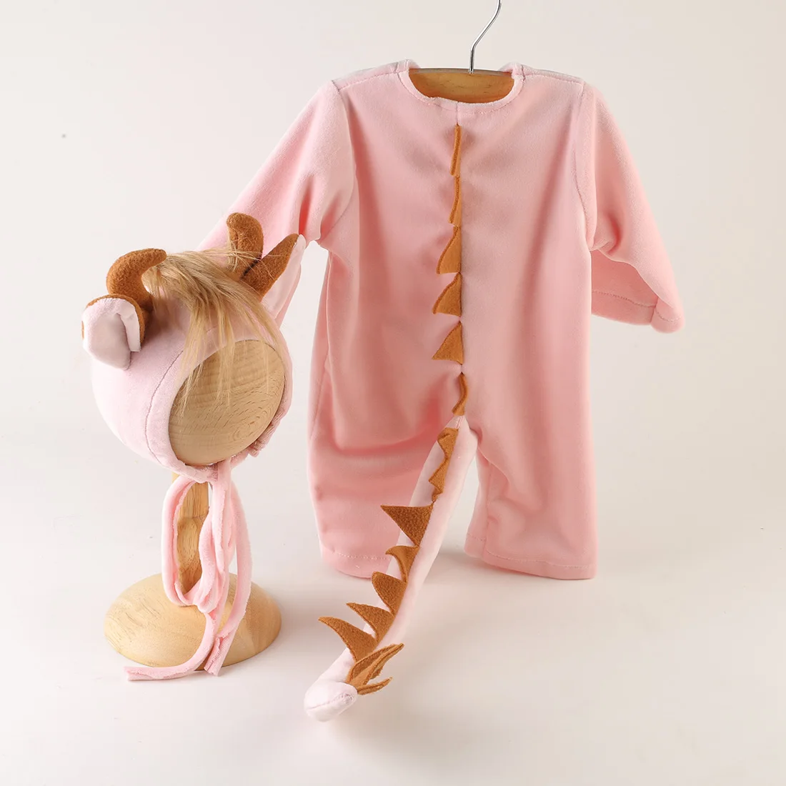 China Styer Dragon Romper Set Newborn Photography Props Dinosaur Bonnet Diaper Outfit China Styer Dragon Romper Set Newborn Photography Props Dinosaur Bonnet Diaper Outfit