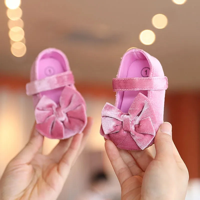 Alternative view of Spring and Autumn Newborn Flannelette Princess Shoes Baby Girls Bow Flat Shoes Toddler Baby Soft Rubber Sole First Walking Shoes