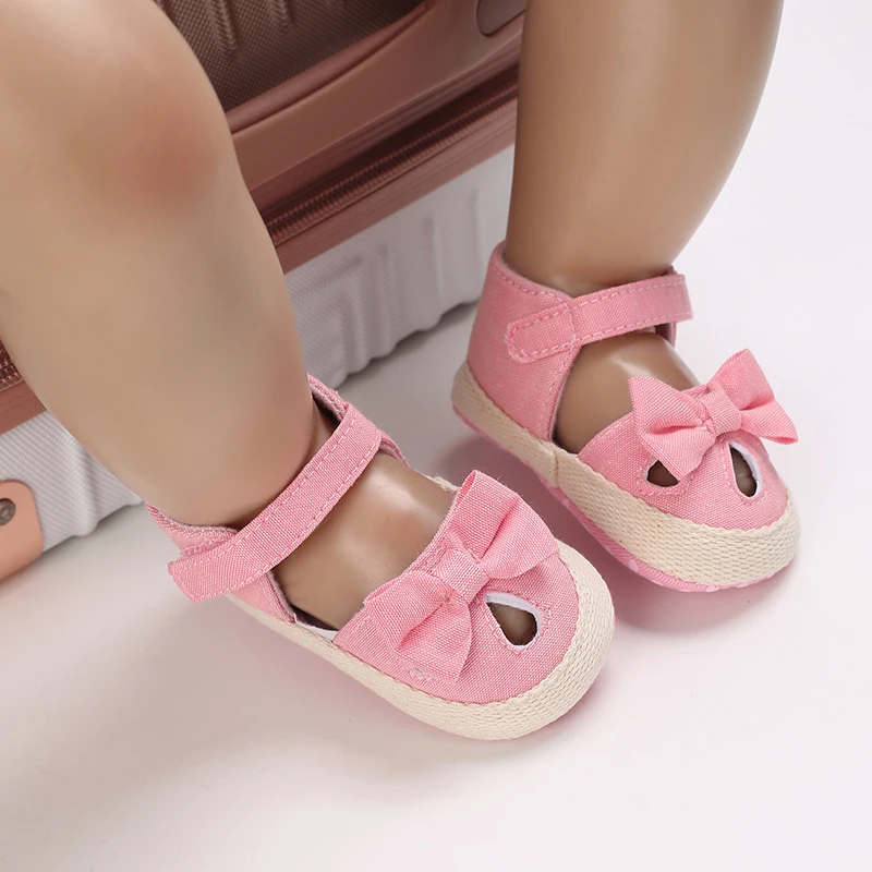 0-18 Months Baby Girls Sweet Flowers Sandals Summer Soft Sole Flat Princess Dress Shoes Infant Non-Slip First Walkers Footwear