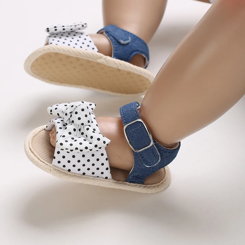 0-18 Months Baby Girls Sweet Flowers Sandals Summer Soft Sole Flat Princess Dress Shoes Infant Non-Slip First Walkers Footwear