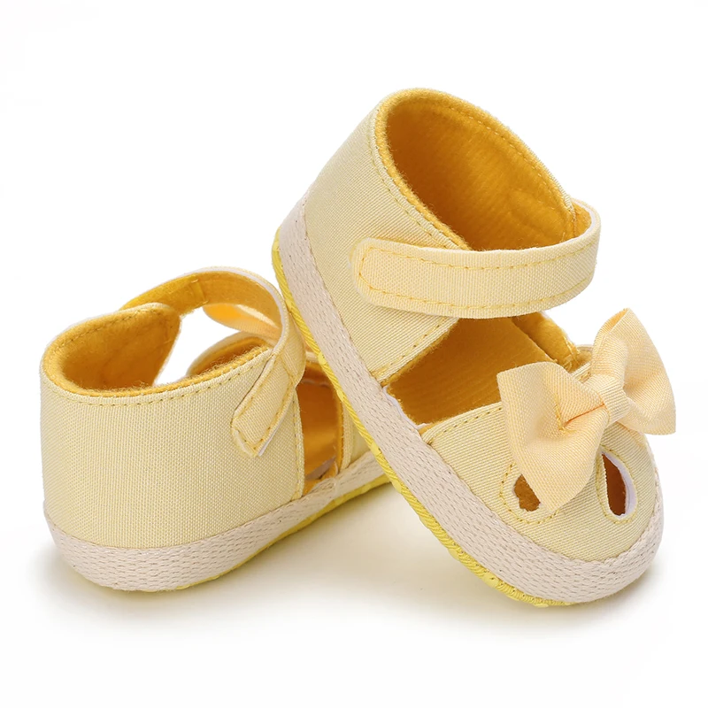0-18 Months Baby Girls Sweet Flowers Sandals Summer Soft Sole Flat Princess Dress Shoes Infant Non-Slip First Walkers Footwear