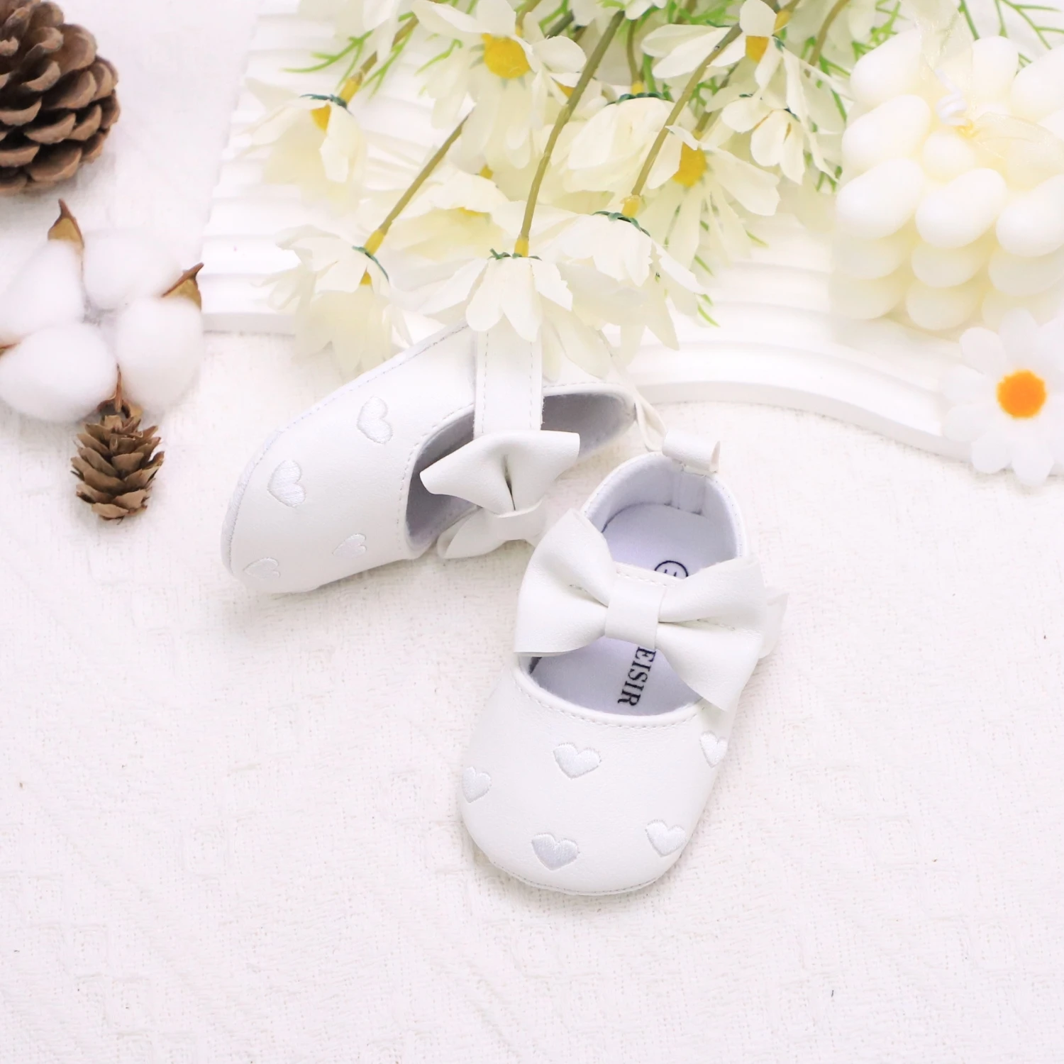 Alternative view of Baby girl toddler shoes baby embroidery love style baby's first pair of step shoes breathable non-slip fashion