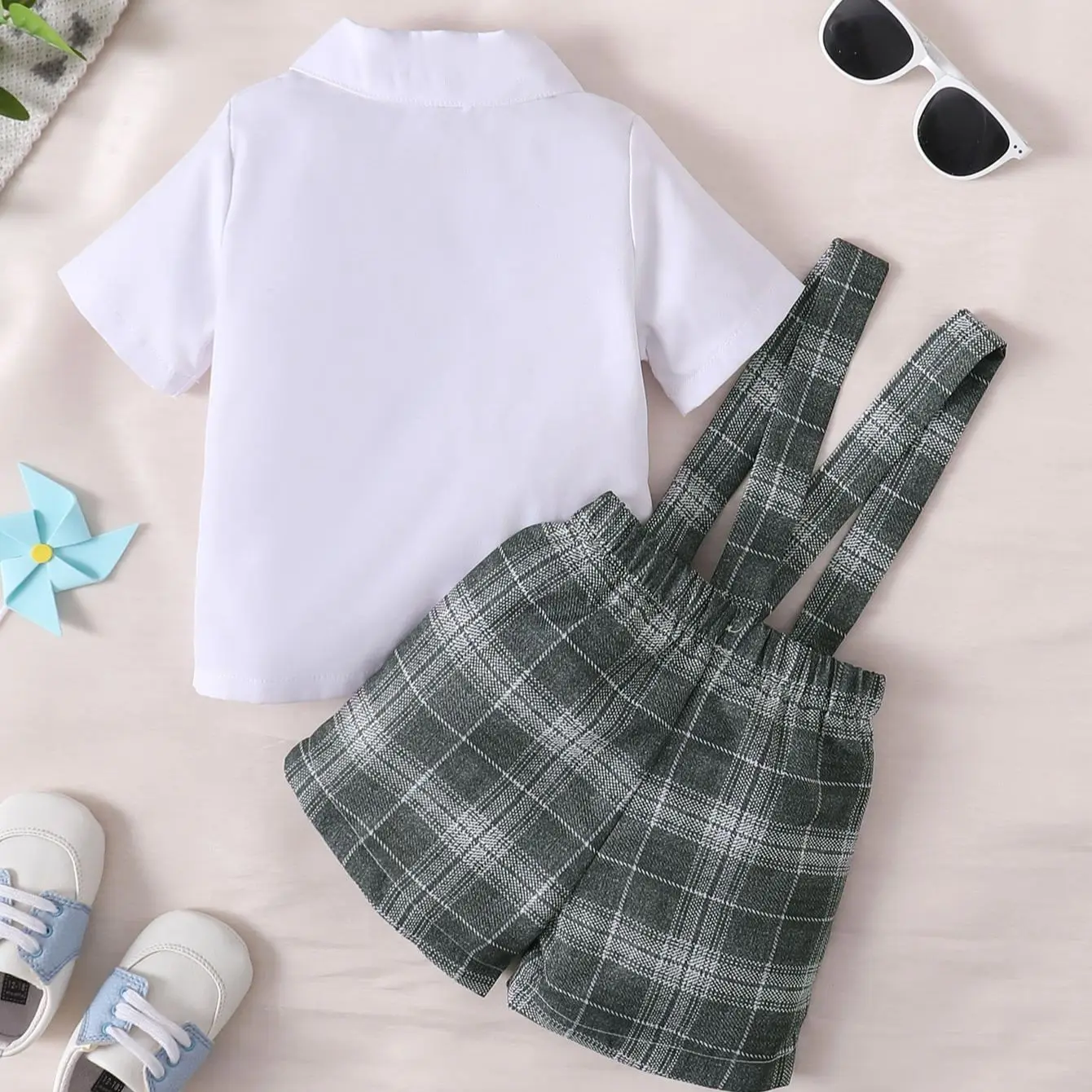 Alternative view of 6-to 36-month-old newborn baby boys summer white lapel cardigan short-sleeved tie with plaid suspenders shorts gentleman suit