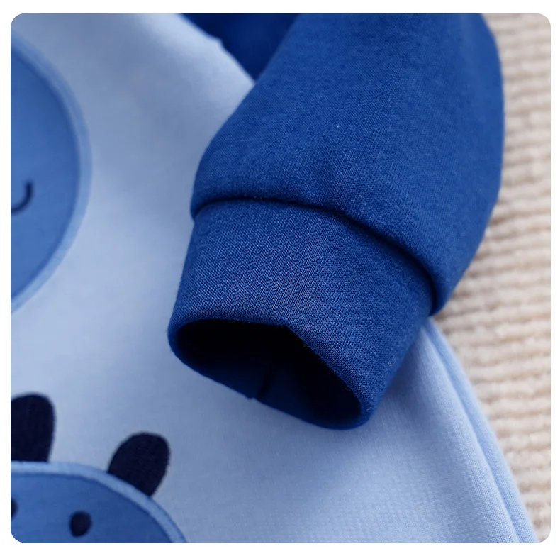 Spring and Autumn Newborn Baby Romper comfort long sleeve Baby Bodysuits blue Cartoons Dinosaur Animal 0-12 months Boy Clothes Spring and Autumn Newborn Baby Romper comfort long sleeve Baby Bodysuits blue Cartoons Dinosaur Animal 0-12 months Boy Clothes