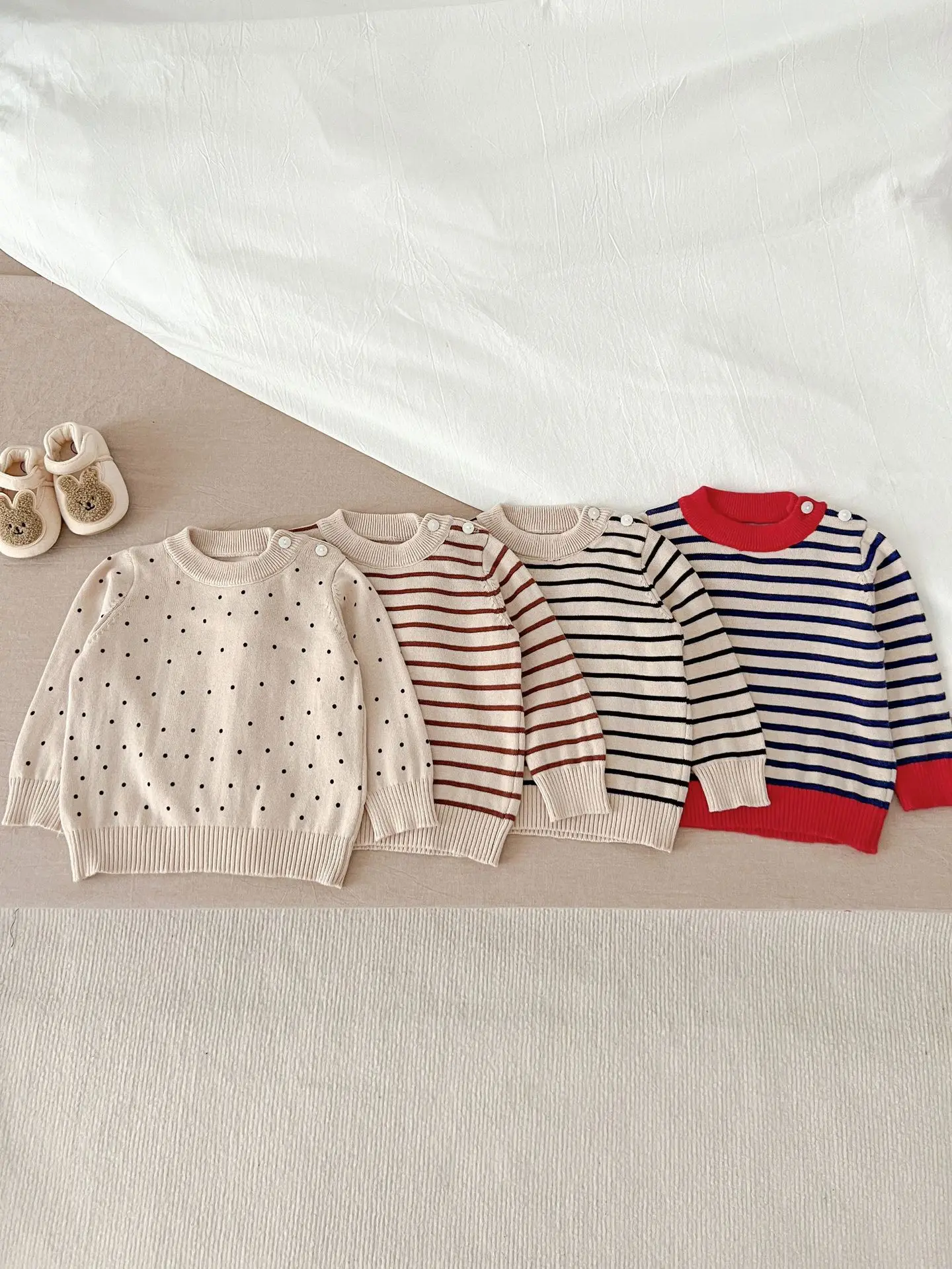 Spring And Autumn Newborn Infant Baby Boys And Girls Knit Top Shirt Stripe Round Dot Sweater Kids Fashion Baby Clothing Spring And Autumn Newborn Infant Baby Boys And Girls Knit Top Shirt Stripe Round Dot Sweater Kids Fashion Baby Clothing