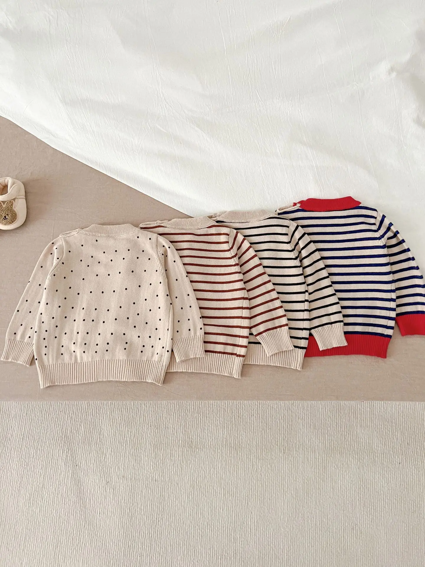 Spring And Autumn Newborn Infant Baby Boys And Girls Knit Top Shirt Stripe Round Dot Sweater Kids Fashion Baby Clothing Spring And Autumn Newborn Infant Baby Boys And Girls Knit Top Shirt Stripe Round Dot Sweater Kids Fashion Baby Clothing