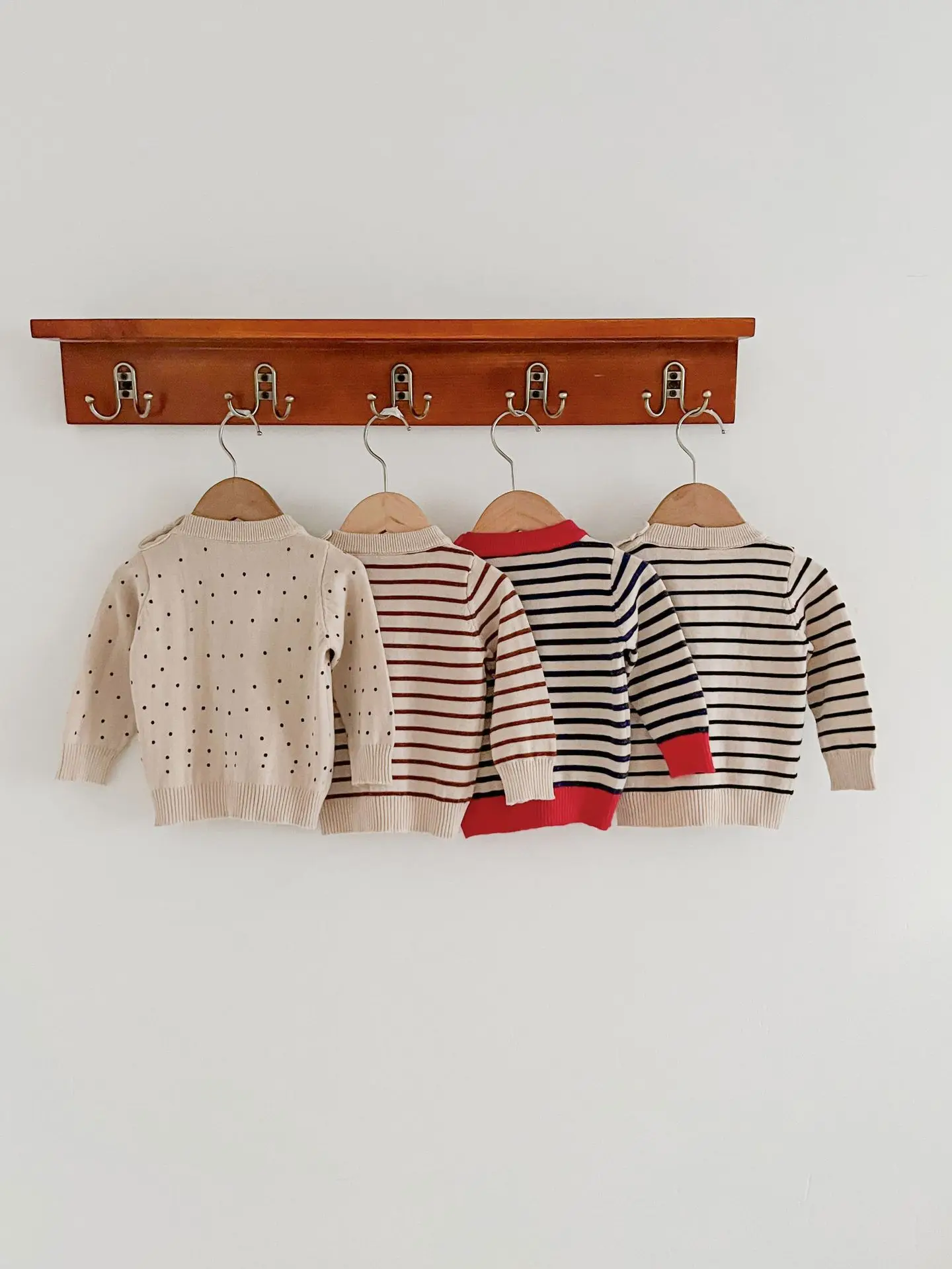Spring And Autumn Newborn Infant Baby Boys And Girls Knit Top Shirt Stripe Round Dot Sweater Kids Fashion Baby Clothing Spring And Autumn Newborn Infant Baby Boys And Girls Knit Top Shirt Stripe Round Dot Sweater Kids Fashion Baby Clothing
