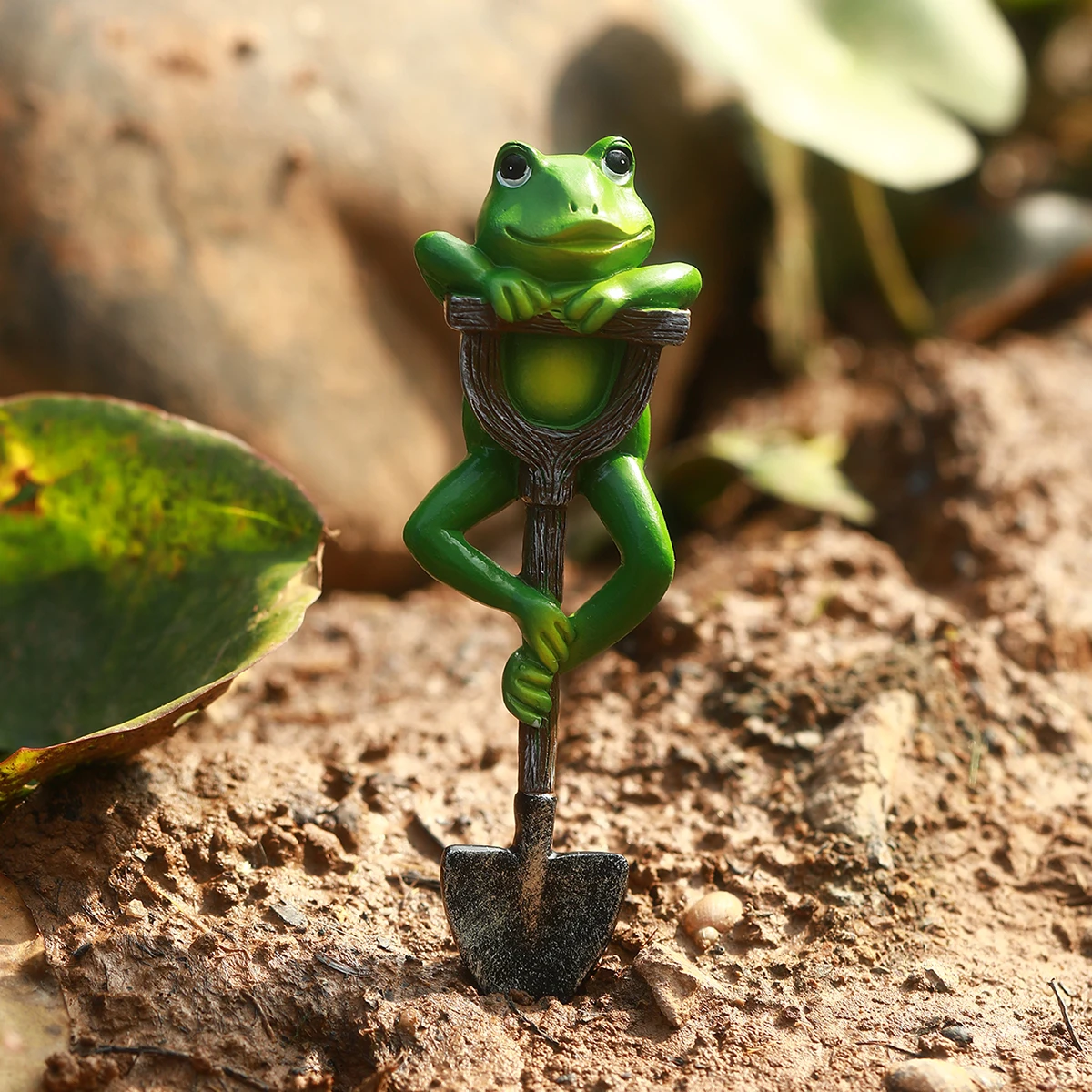 Alternative view of 1pc Creative Frog Rabbit Turtle Gnome Shovel Outdoor Garden Bonsai Craft Decorations