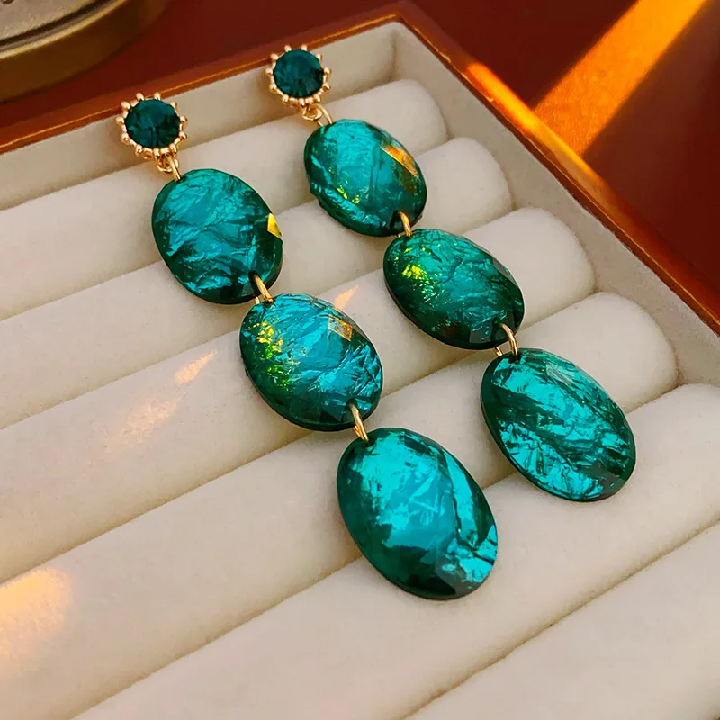 Emerald Oval Rhinestone Dangle Earrings for Women French Vintage Retro New in Earring 2024 Trend Charms Luxury Advanced Jewelry Emerald Oval Rhinestone Dangle Earrings for Women French Vintage Retro New in Earring 2024 Trend Charms Luxury Advanced Jewelry