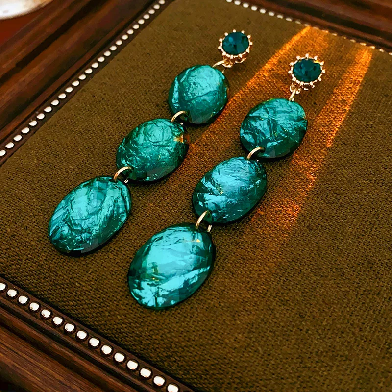 Emerald Oval Rhinestone Dangle Earrings for Women French Vintage Retro New in Earring 2024 Trend Charms Luxury Advanced Jewelry Emerald Oval Rhinestone Dangle Earrings for Women French Vintage Retro New in Earring 2024 Trend Charms Luxury Advanced Jewelry