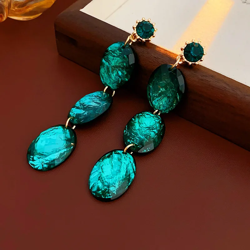 Emerald Oval Rhinestone Dangle Earrings for Women French Vintage Retro New in Earring 2024 Trend Charms Luxury Advanced Jewelry Emerald Oval Rhinestone Dangle Earrings for Women French Vintage Retro New in Earring 2024 Trend Charms Luxury Advanced Jewelry