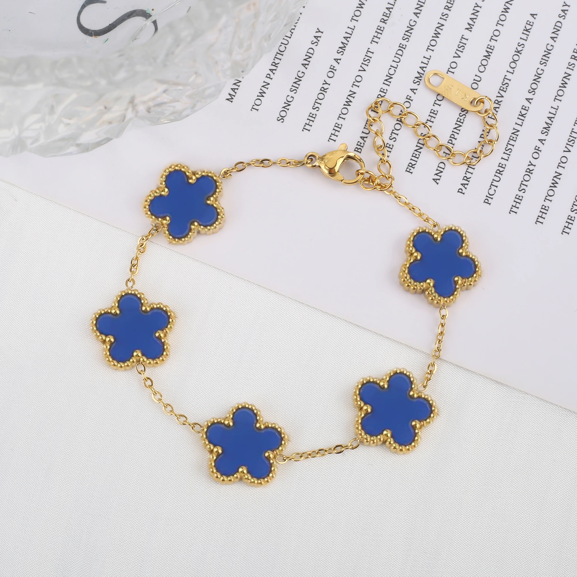 Bracelet 11