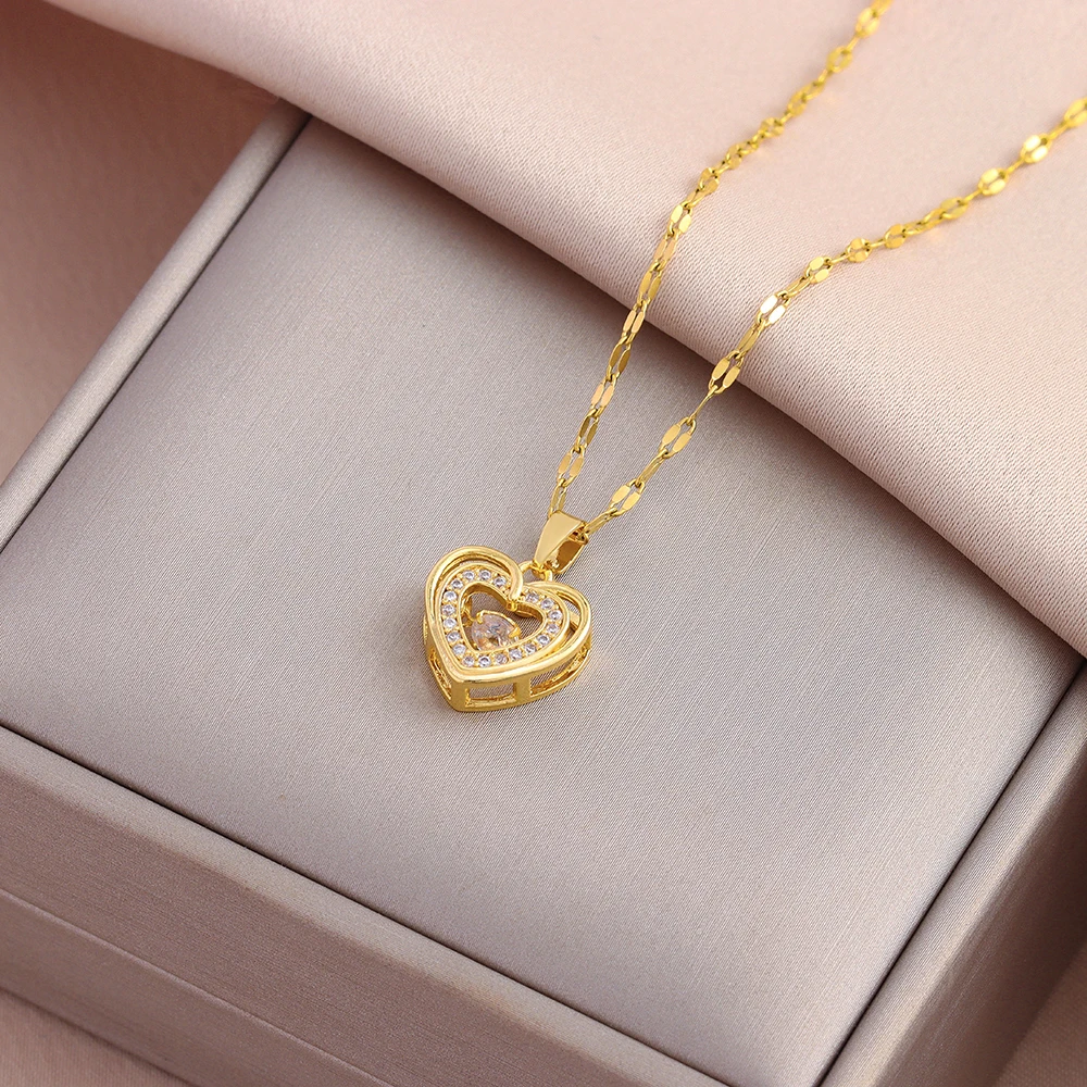 New In Sweet Sexy Beating Heart Series Pendant Necklaces For Women Luxury Fashion Female Stainless Steel Clavicle Chain Jewelry