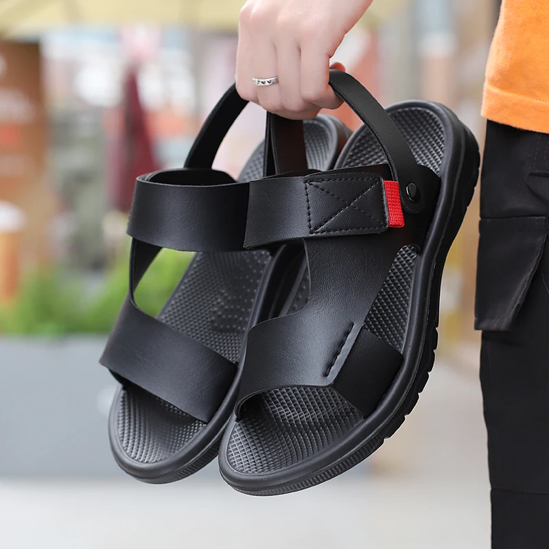Men Sandals Summer Leisure Beach Holiday Outdoor Male Retro Comfortable Casual Sandals leather Men Flip Flops