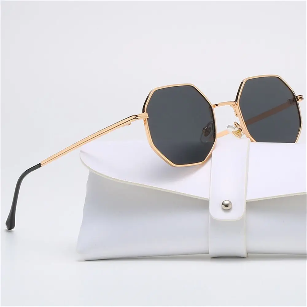 Alternative view of Brand Design 2024 Fashion New Polygonal Metal Sunglasses Retro Ladies Glasses Classic Trend Luxury Driving Travel Eyewear Uv400