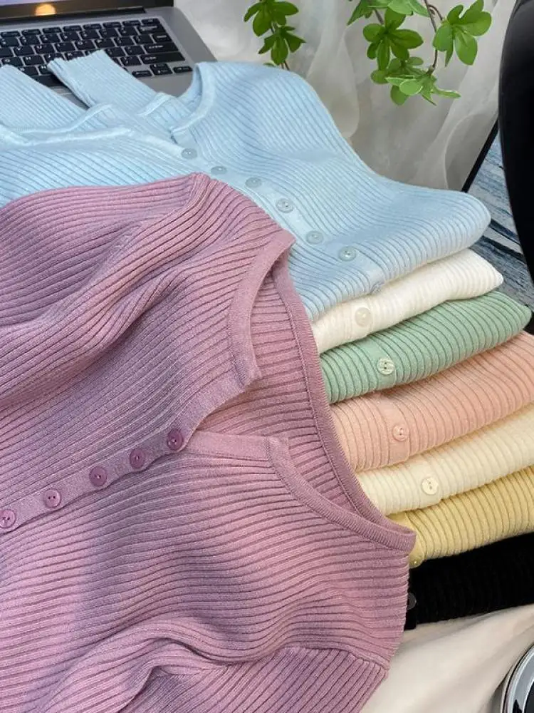 Alternative view of zjaiss 2024 New V-Neck Temperament Small Fragrant Wind Women Loose Sweater Sweater All Sweater Coat Special Offer Cardigan
